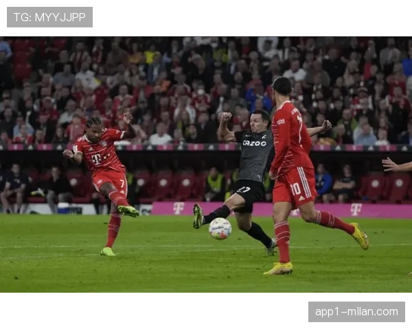 拜仁慕尼黑打破单赛季进球纪录，定位球贡献关键进球